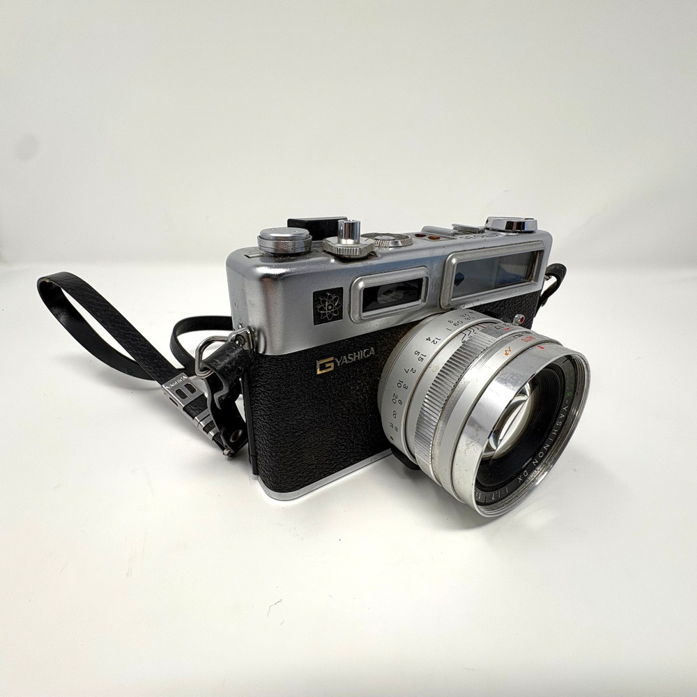Yashica Electro 35 GSN 35mm Rangefinder w/45mm f1.7 Lens w/ Strap PARTS /REPAIR - Picture 3 of 12